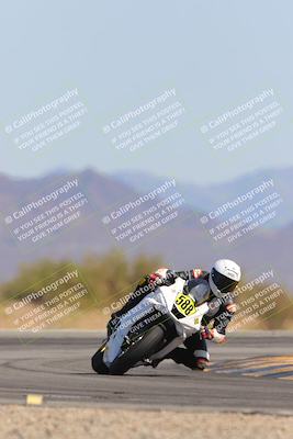 media/Mar-21-2025-CVMA Friday Practice (Fri) [[30cd4fe323]]/3-Racer 2/Session 6 (Turn 15)/